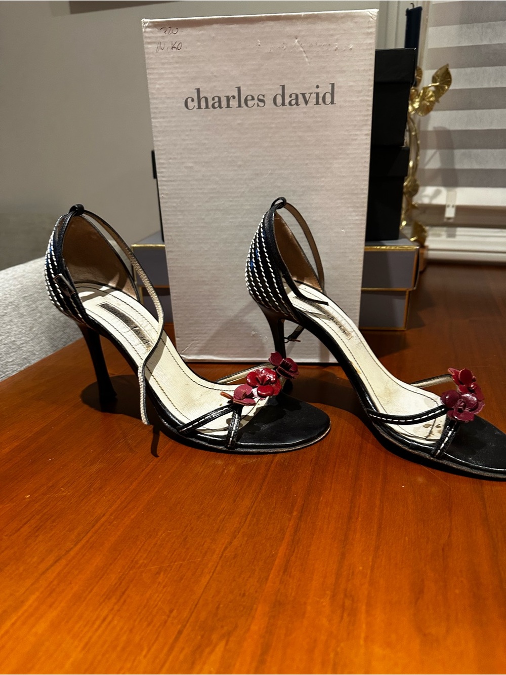 Charles David Black Floral Strappy Stiletto Sandals Size 8.5